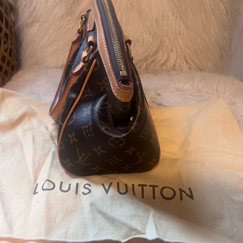 Louis Vuitton Tívoli PM. Authentic.